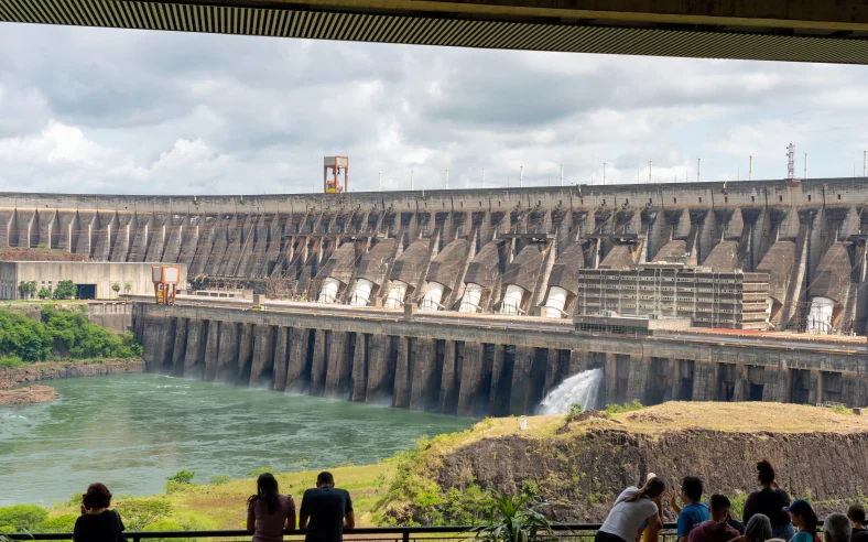 itaipu dam